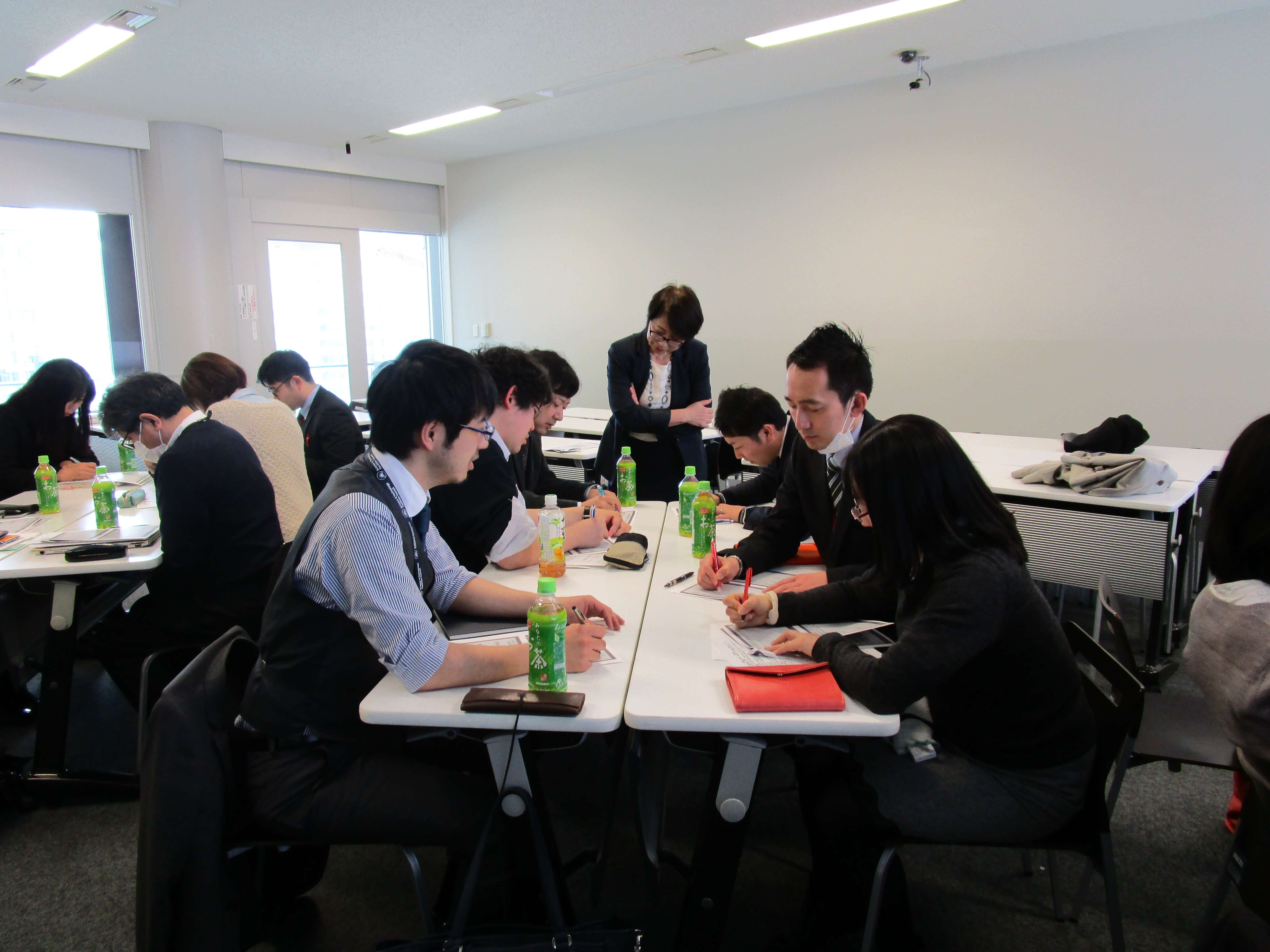 (3)授業外学習を促すシラバスの書き方WS(2017年2-3月開催) (3)授業外学習を促すシラバスの書き方WS(2017年2-3月開催)